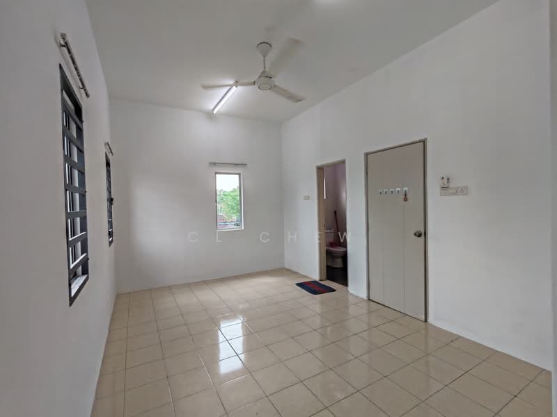 Rumah Teres 2 Tingkat untuk Dijual di Kampung Jawa (Klang) - CL Chew - Bathroom - PropertyGuru.com.my