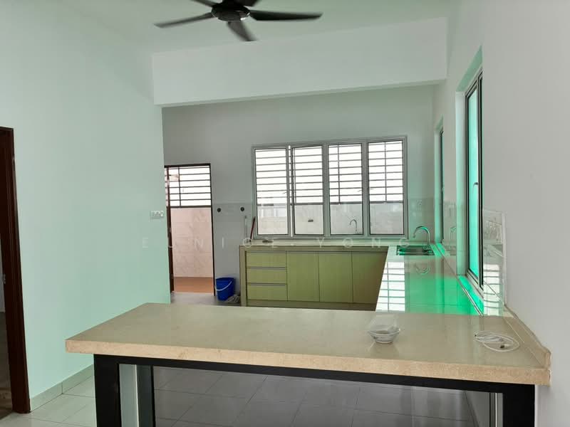 Cluster House for Sale in Setia Ecohill (Semenyih) - Eunice Yong - Kitchen - PropertyGuru.com.my