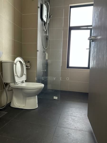 Servis Apartment untuk Dijual di Zentro Residences Serviced Apartment - KS Yeo - Bathroom - PropertyGuru.com.my