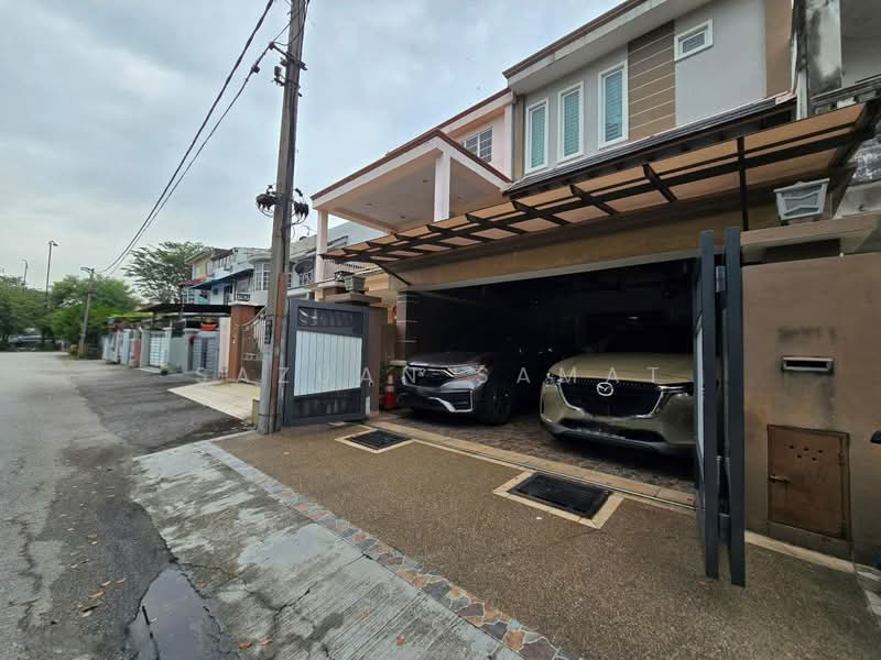 2-storey Terraced House for Sale in Taman Kencana (Ampang) - Sazuan Samat - Exterior - PropertyGuru.com.my