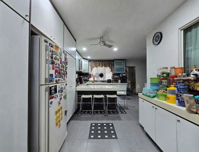 2-storey Terraced House for Sale in Taman Kencana (Ampang) - Sazuan Samat - Kitchen - PropertyGuru.com.my