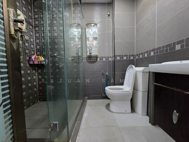2-storey Terraced House for Sale in Taman Kencana (Ampang) - Sazuan Samat - Bathroom - PropertyGuru.com.my