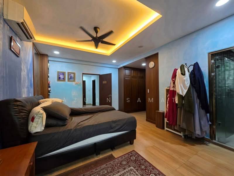 2-storey Terraced House for Sale in Taman Kencana (Ampang) - Sazuan Samat - Bedroom - PropertyGuru.com.my