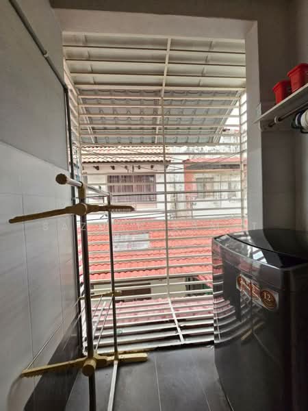 2-storey Terraced House for Sale in Taman Kencana (Ampang) - Sazuan Samat - Balcony - PropertyGuru.com.my