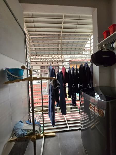 2-storey Terraced House for Sale in Taman Kencana (Ampang) - Sazuan Samat - Balcony - PropertyGuru.com.my