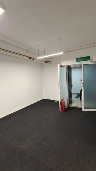 Office for Rent in Seri Kembangan (Selangor) - Abbie Lee - Entrance - PropertyGuru.com.my