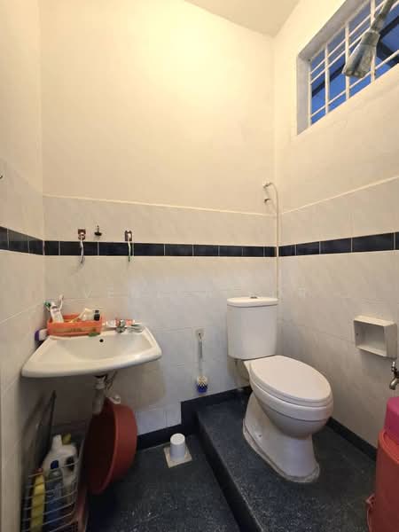 Rumah Teres 2 Tingkat untuk Dijual di Iskandar Puteri (Nusajaya) (Johor) - Venica For - Bathroom - PropertyGuru.com.my