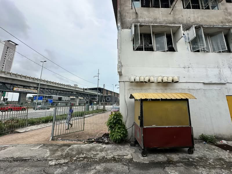 Shop for Sale in Serdang Raya (Seri Kembangan) - Winson Tay - Exterior - PropertyGuru.com.my