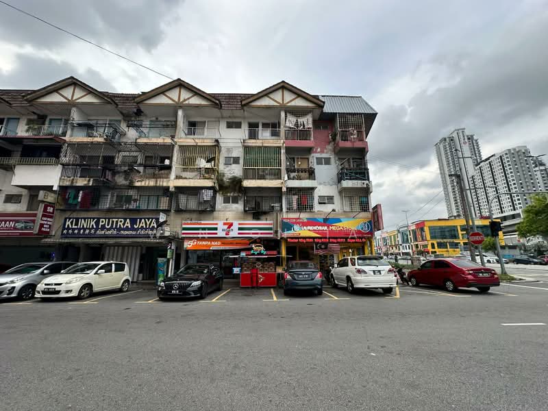 Shop for Sale in Serdang Raya (Seri Kembangan) - Winson Tay - Exterior - PropertyGuru.com.my