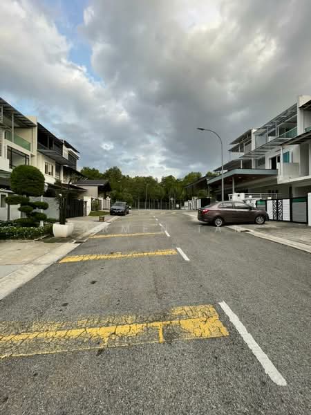 3-storey Terraced House for Sale in Puchong (Selangor) - Carmen Tan - Exterior - PropertyGuru.com.my