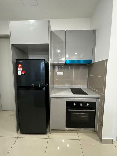 Kondominium untuk Dijual di Riana Green Condominium - Ruby Lim - Kitchen - PropertyGuru.com.my