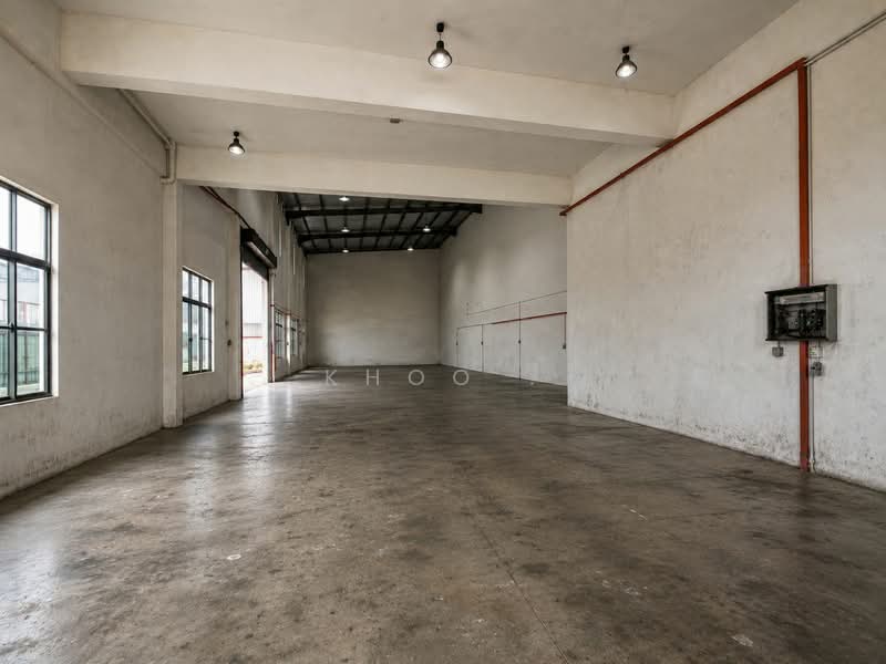 Factory for Rent in Taman Perindustrian Tropika (Ulu Tiram) - Khoo . - Interior - PropertyGuru.com.my