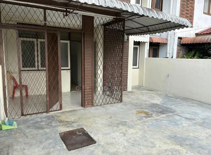 Terraced House for Rent in Kampung Sungai Nibong (Bayan Lepas) - CY Ong - Exterior - PropertyGuru.com.my