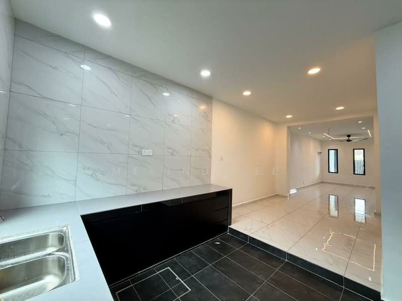 2-storey Terraced House for Sale in Taman Sri Putri (Skudai) - Melinda Ee - Kitchen - PropertyGuru.com.my