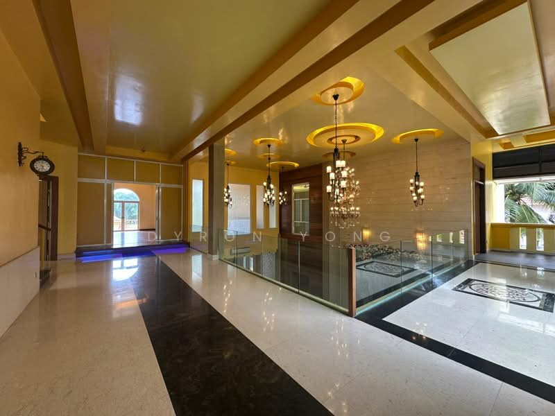 Rumah Banglo untuk Disewa di Kajang (Selangor) - Dyron Yong - Entrance - PropertyGuru.com.my
