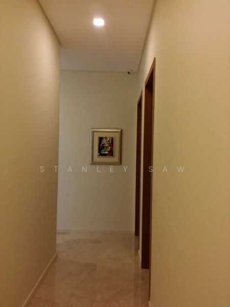 Kondominium untuk Disewa di 8 Gurney (The Shore Condominium) - Stanley Saw - Corridor - PropertyGuru.com.my