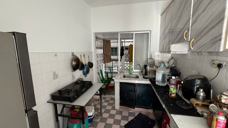 Condominium for Rent at Menara Alpha - Jeshua Oo - Kitchen - PropertyGuru.com.my