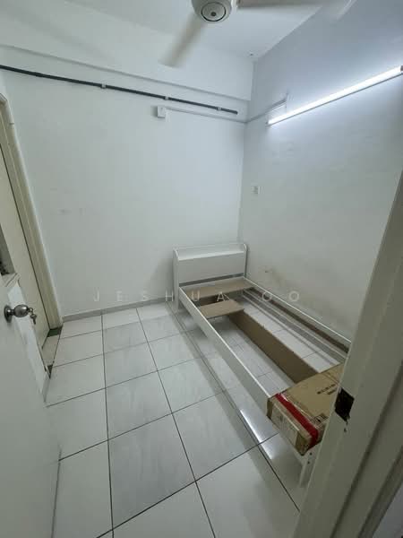 Kondominium untuk Disewa di Menara Alpha - Jeshua Oo - Bedroom - PropertyGuru.com.my