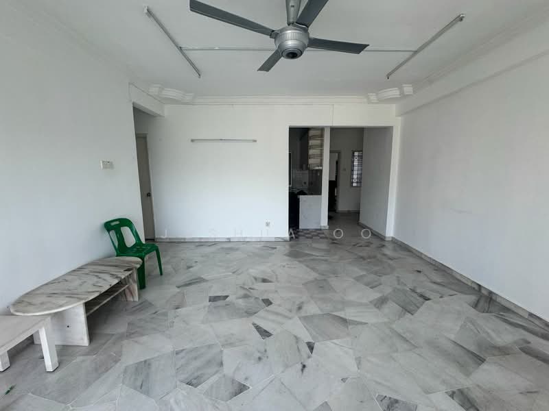 Kondominium untuk Disewa di Menara Alpha - Jeshua Oo - Living Room - PropertyGuru.com.my
