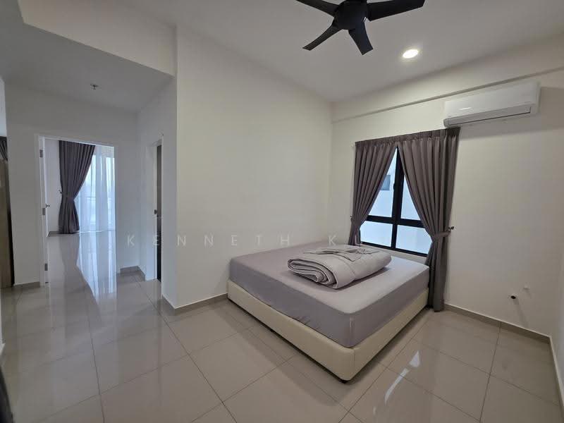 Kediaman Servis untuk Dijual di SUNSHINE RESIDENCE - Kenneth Kung - Bedroom - PropertyGuru.com.my