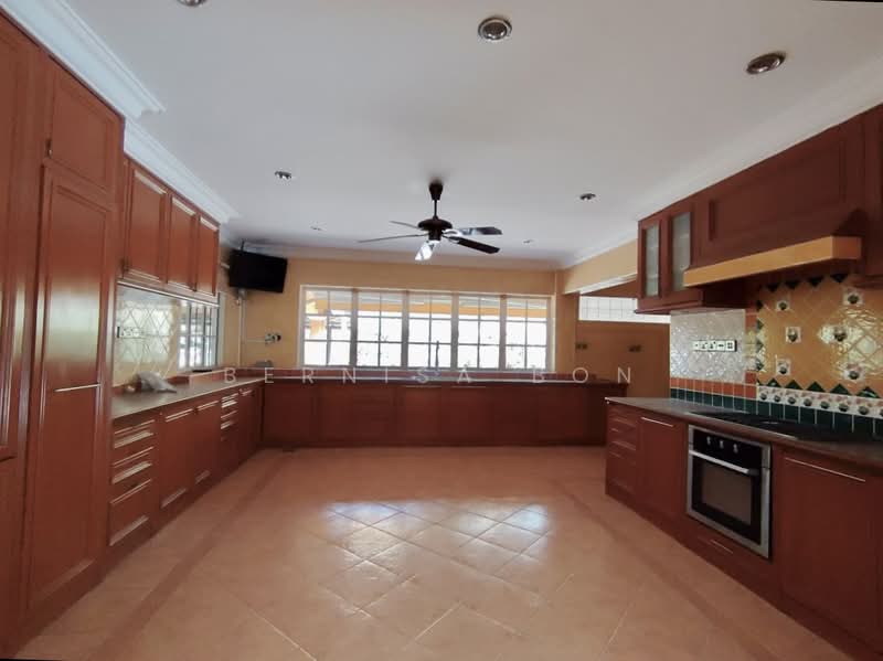Bungalow for Sale in Bukit Gasing (Petaling Jaya) - Bernisa Bon - Kitchen - PropertyGuru.com.my
