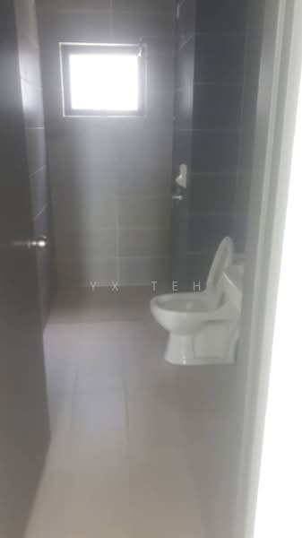Condominium for Sale at The Henge - YX Teh - Bathroom - PropertyGuru.com.my