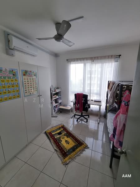 Pangsapuri untuk Dijual di Vista Hijauan - Azrul Azwar Muhamad - Bedroom - PropertyGuru.com.my