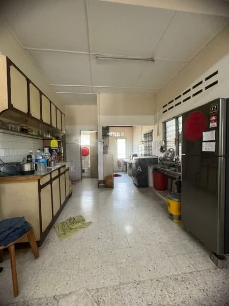 Rumah Teres 1 Tingkat untuk Dijual di Kepong Baru (Kepong) - Ken Lai - Kitchen - PropertyGuru.com.my