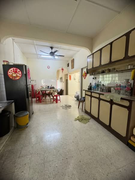Rumah Teres 1 Tingkat untuk Dijual di Kepong Baru (Kepong) - Ken Lai - Kitchen - PropertyGuru.com.my