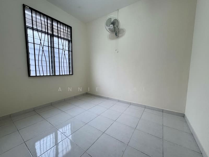 Rumah Teres 1 Tingkat untuk Disewa di Taman Mount Austin (Tebrau) - Annie Chai - Interior - PropertyGuru.com.my