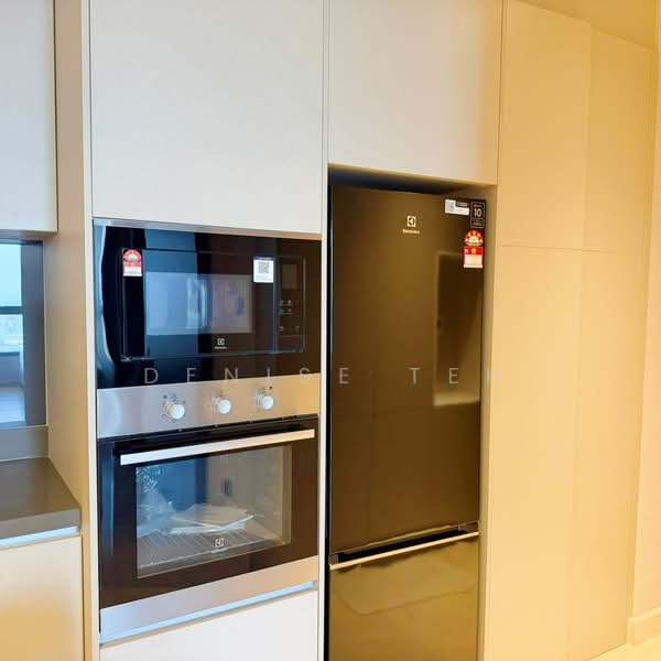Service Residence for Rent at Marriott Residence @ Gurney - Denise Teh - Kitchen - PropertyGuru.com.my