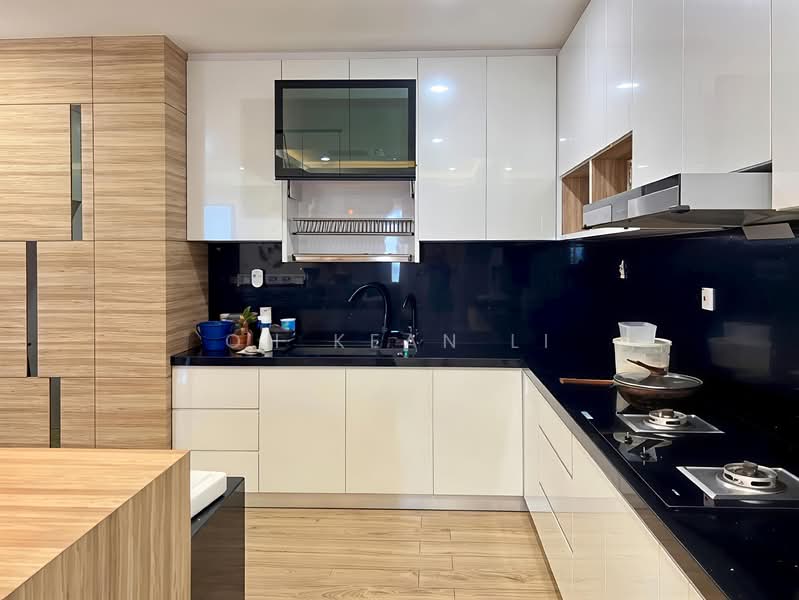 Service Residence for Sale at Woodsbury Suites - Oh Kean Li - Kitchen - PropertyGuru.com.my