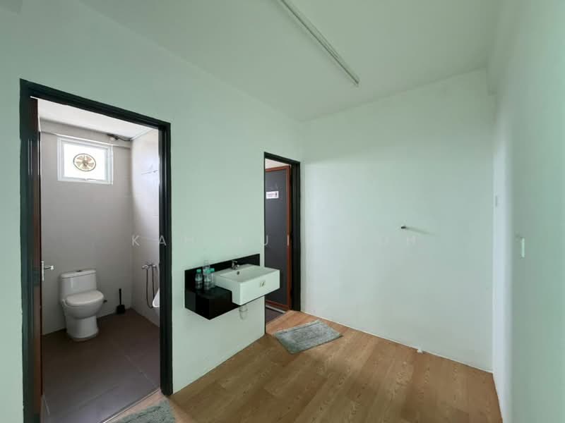 Shop for Rent in Juru (Penang) - Kah Hui Teoh - Bathroom - PropertyGuru.com.my