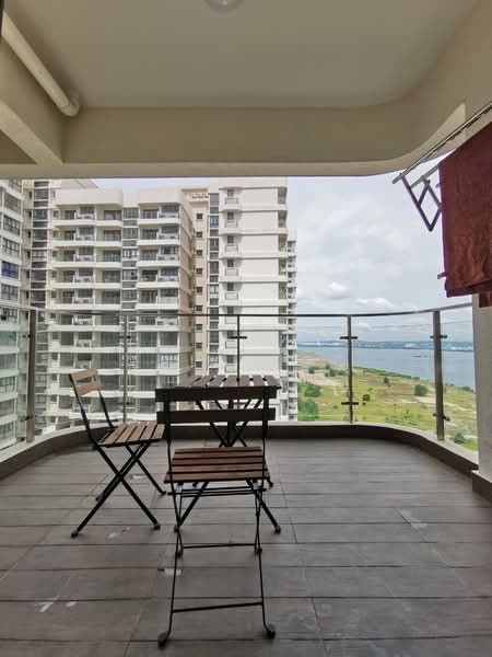 Condominium for Rent at Bay Point @ Country Garden Danga Bay - Eric Foo - Balcony - PropertyGuru.com.my