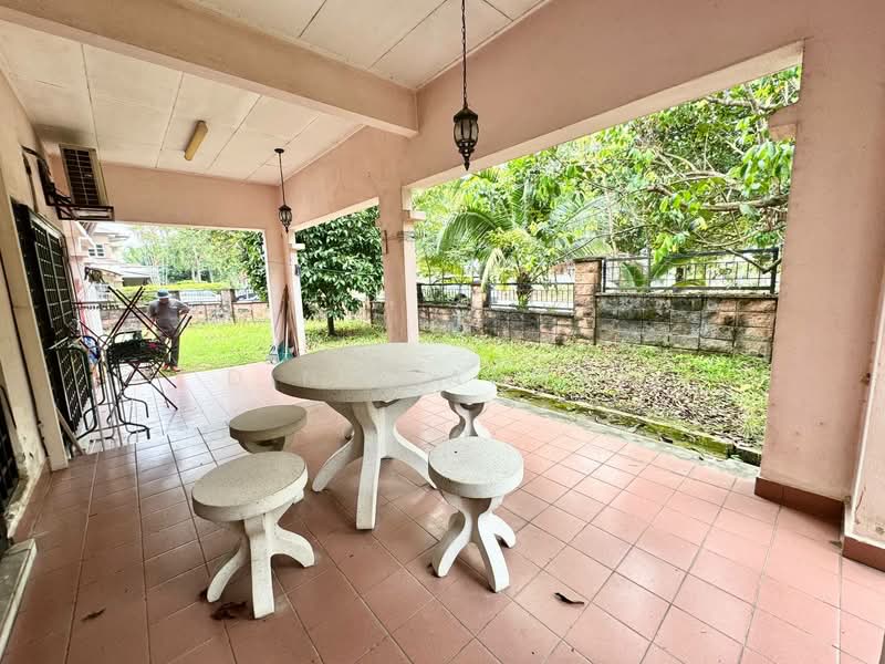 2-storey Terraced House for Sale in Bukit Jelutong (Shah Alam) - Dinie Akmal - Exterior - PropertyGuru.com.my
