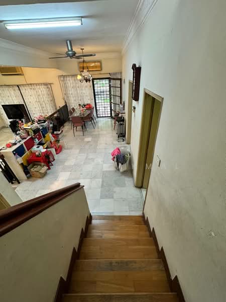 2-storey Terraced House for Sale in Bukit Jelutong (Shah Alam) - Dinie Akmal - Living Room - PropertyGuru.com.my