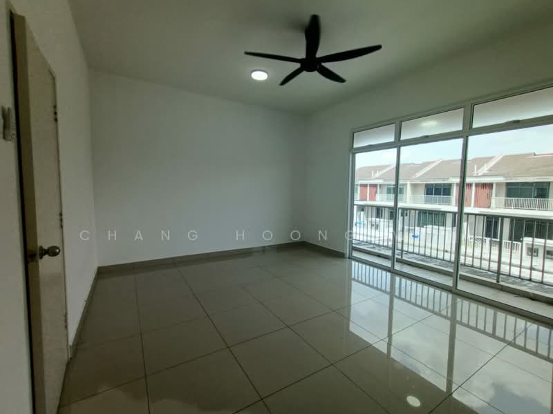 2-storey Terraced House for Rent in Taman Sri Penawar (Harmonia 3) (Pengerang) - Chang Hoong Wen - Balcony - PropertyGuru.com.my