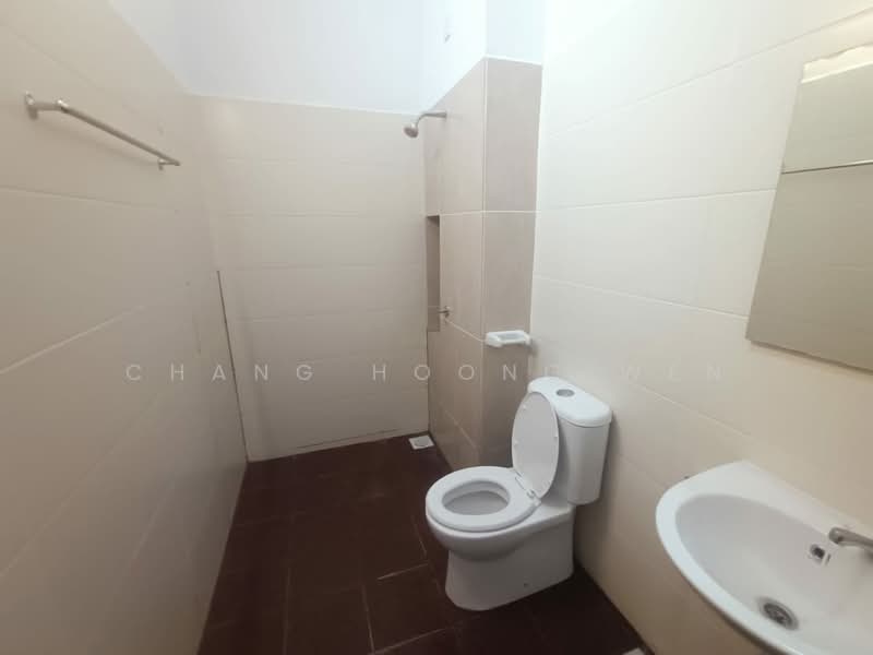 2-storey Terraced House for Rent in Taman Sri Penawar (Harmonia 3) (Pengerang) - Chang Hoong Wen - Bathroom - PropertyGuru.com.my