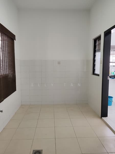 Rumah Teres 2 Tingkat untuk Disewa di Setia Alam (Selangor) - Elly Tan - Kitchen - PropertyGuru.com.my