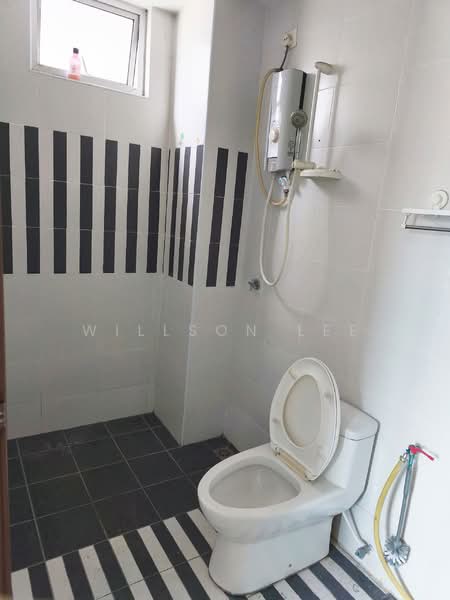 Pangsapuri untuk Dijual di Pangsapuri Seri Jaya - Willson Lee - Bathroom - PropertyGuru.com.my