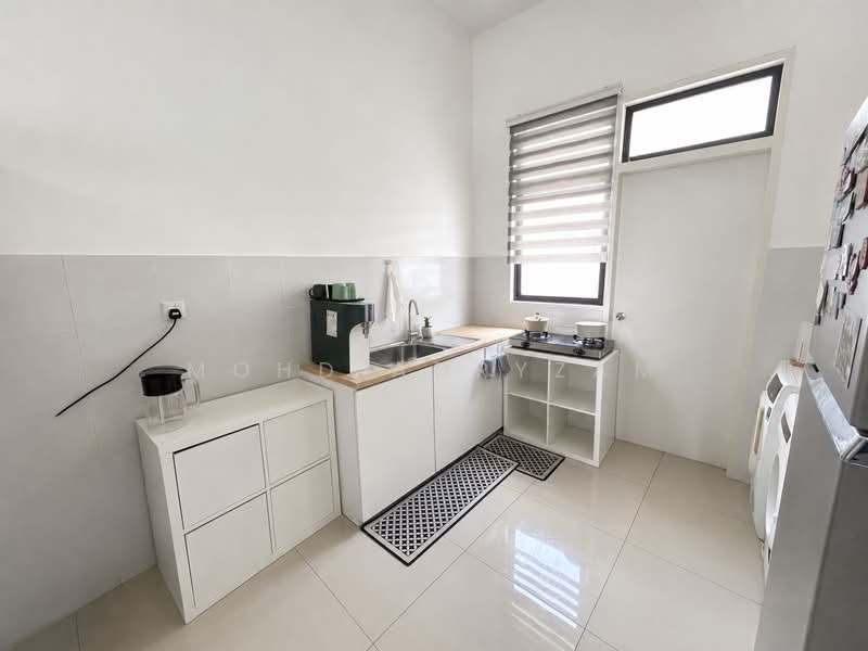 2-storey Terraced House for Sale in Eco Grandeur (Puncak Alam) - Mohd Adryzam - Kitchen - PropertyGuru.com.my