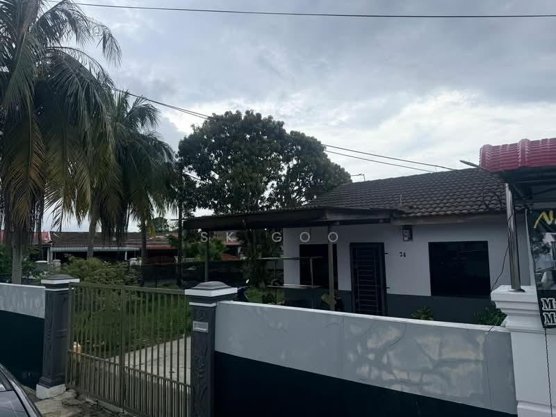 1-storey Terraced House for Sale in Taman Universiti (Skudai) - SK GOO - Exterior - PropertyGuru.com.my