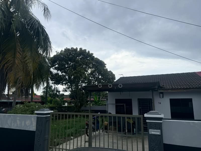 1-storey Terraced House for Sale in Taman Universiti (Skudai) - SK GOO - Exterior - PropertyGuru.com.my