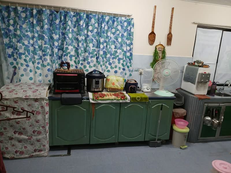 1-storey Terraced House for Sale in Taman Universiti (Skudai) - SK GOO - Kitchen - PropertyGuru.com.my