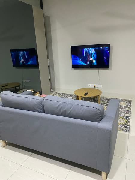 Servis Apartment untuk Disewa di Datum Jelatek Residence - Lilian Tan - Living Room - PropertyGuru.com.my