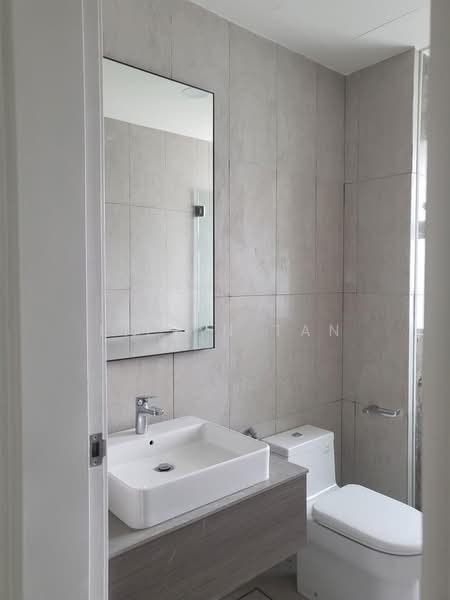 Servis Apartment untuk Disewa di Datum Jelatek Residence - Lilian Tan - Bathroom - PropertyGuru.com.my