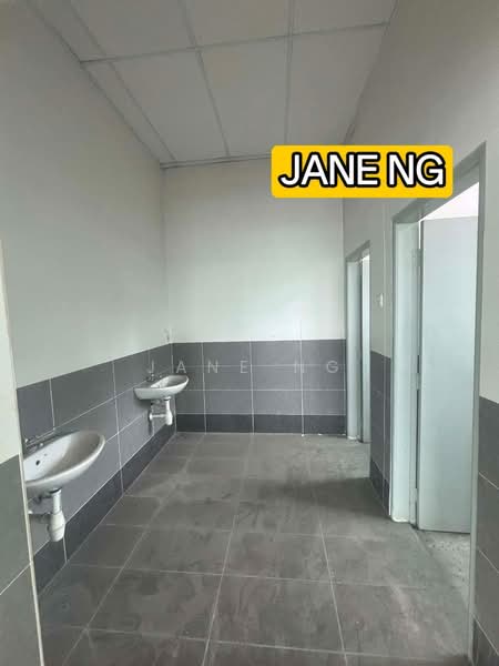Tanah Perindustrian untuk Dijual di Taman IKS Bukit Minyak (Bukit Mertajam) - Jane Ng - Bathroom - PropertyGuru.com.my