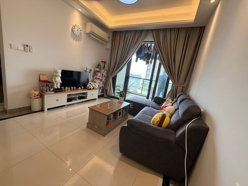 Kondominium untuk Dijual di R&F Princess Cove Phase 2-Seine Region - Jesrene Loh - Living Room - PropertyGuru.com.my