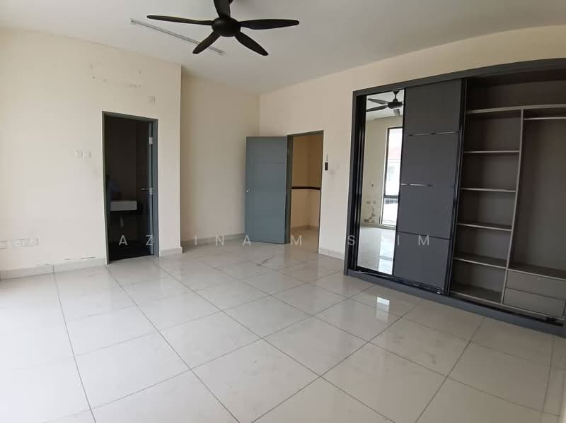 Rumah Teres 2 Tingkat untuk Dijual di Bandar Dato Onn (Tebrau) - Azlina Muslim - Bedroom - PropertyGuru.com.my