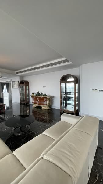 Servis Apartment untuk Dijual di St Regis - Susan Yeoh - Living Room - PropertyGuru.com.my